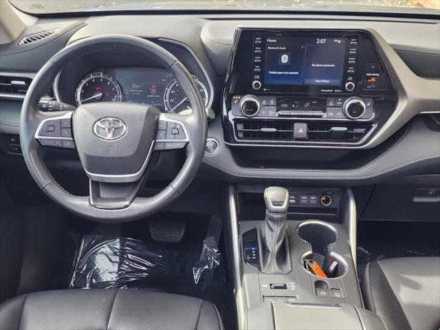 used 2022 Toyota Highlander car, priced at $36,763