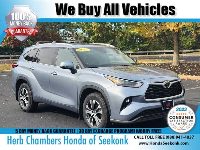 used 2022 Toyota Highlander car, priced at $36,763