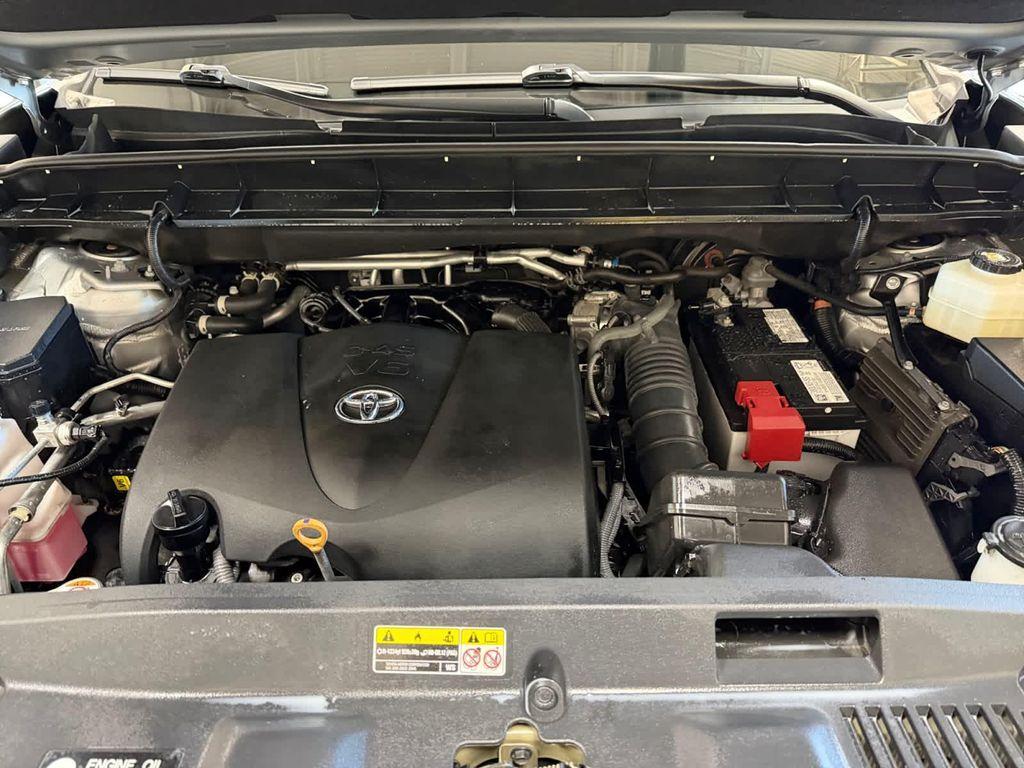used 2022 Toyota Highlander car, priced at $38,387