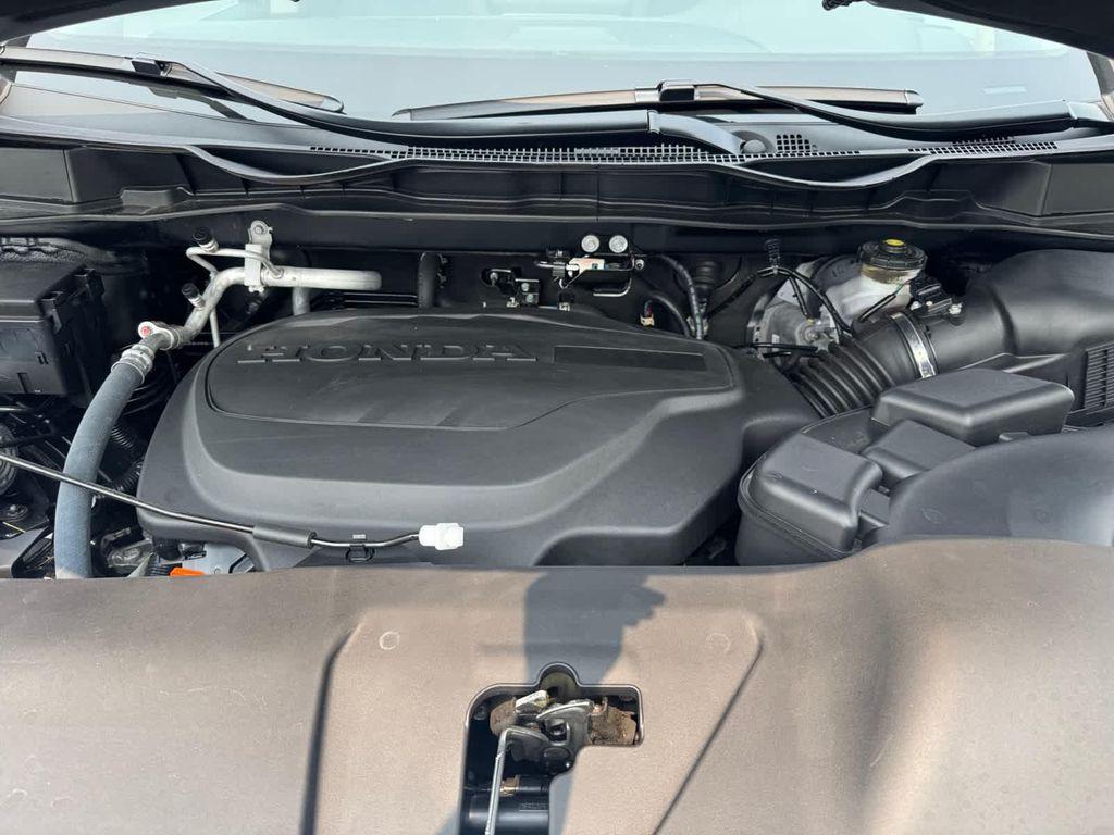 used 2024 Honda Odyssey car, priced at $38,588