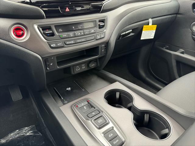 new 2025 Honda Ridgeline car, priced at $44,430