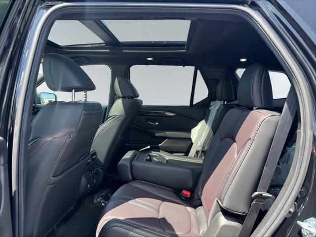 new 2025 Honda Pilot car, priced at $56,030