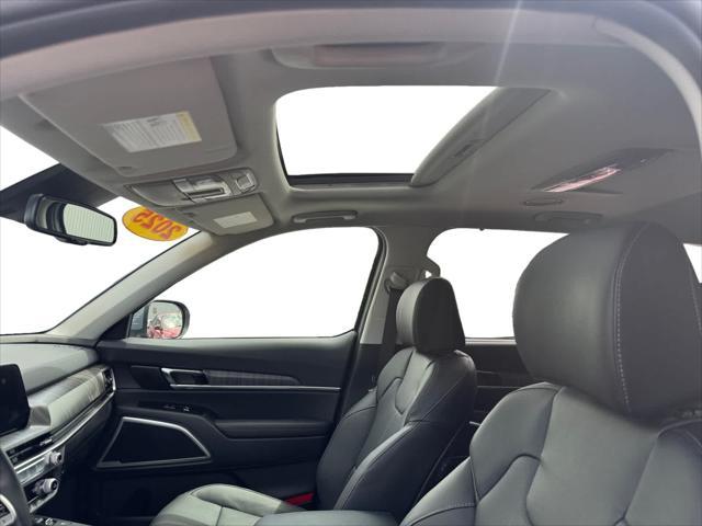 used 2025 Kia Telluride car, priced at $43,968