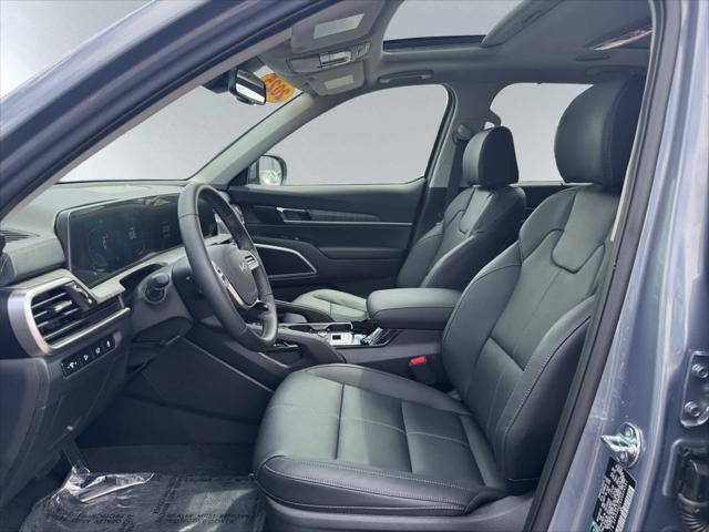 used 2025 Kia Telluride car, priced at $43,968