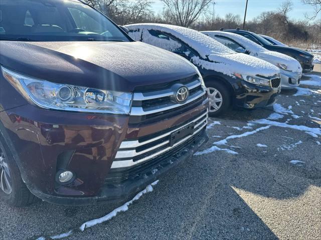 used 2019 Toyota Highlander car, priced at $25,968