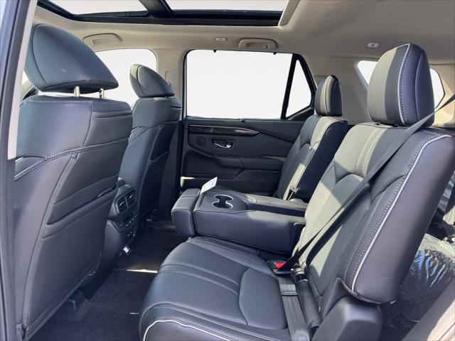 new 2025 Honda Pilot car, priced at $54,985