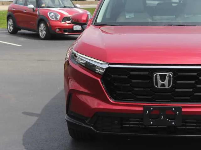 new 2025 Honda CR-V car, priced at $38,305