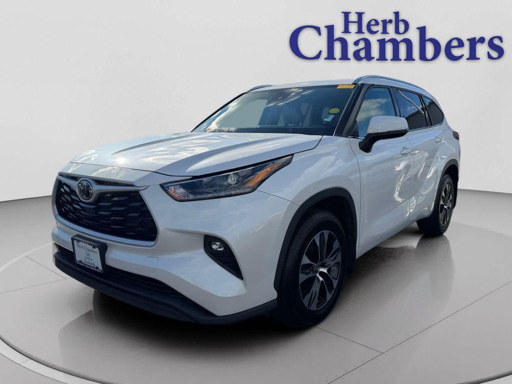 used 2021 Toyota Highlander car, priced at $28,968