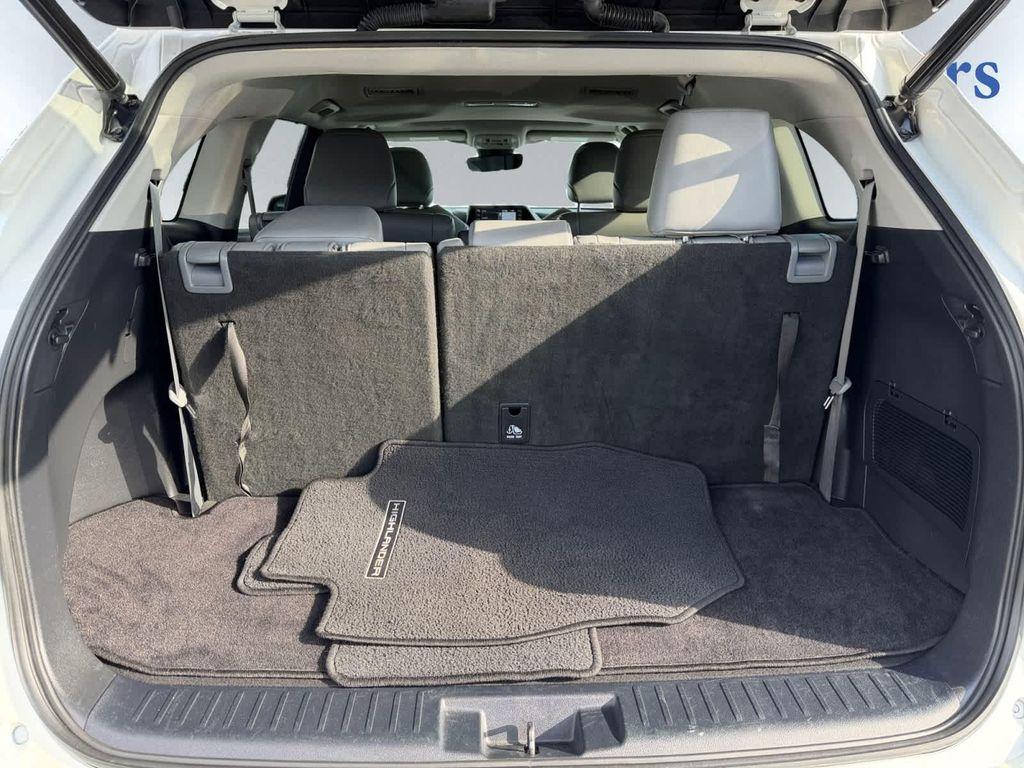 used 2021 Toyota Highlander car, priced at $28,968