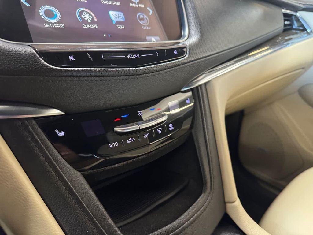 used 2018 Cadillac XT5 car, priced at $15,467