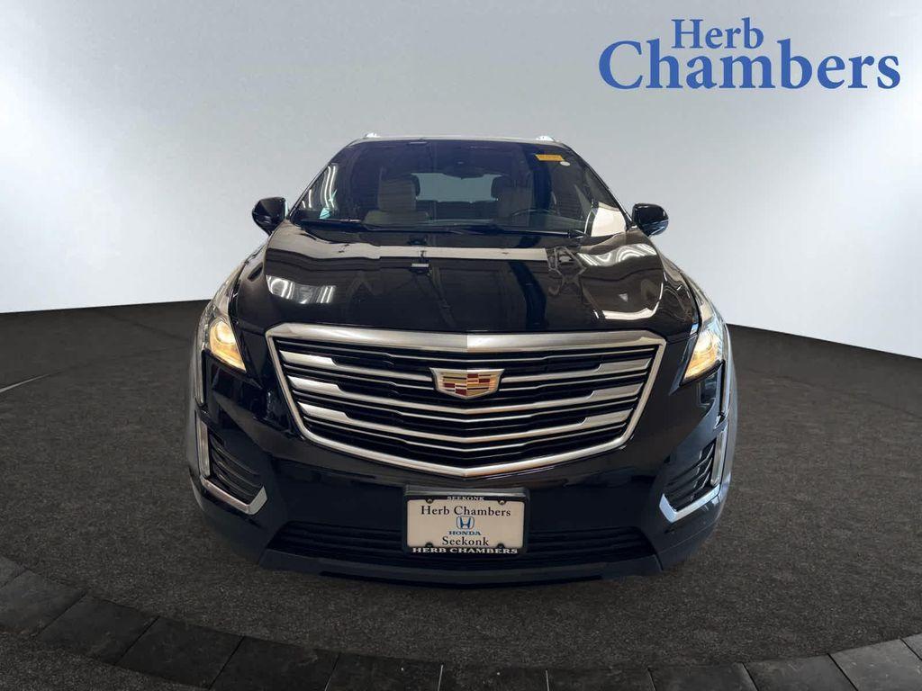 used 2018 Cadillac XT5 car, priced at $15,467