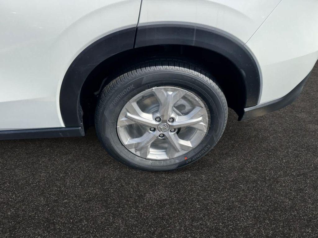 new 2025 Honda HR-V car, priced at $28,705
