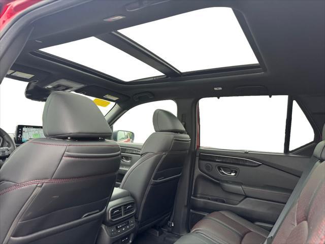 new 2025 Honda Pilot car, priced at $56,485