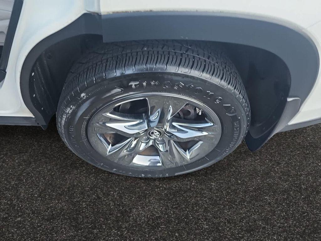 used 2017 Toyota Highlander car, priced at $24,968