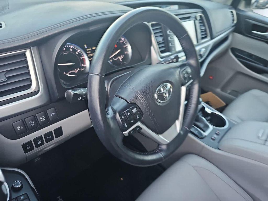used 2017 Toyota Highlander car, priced at $24,968