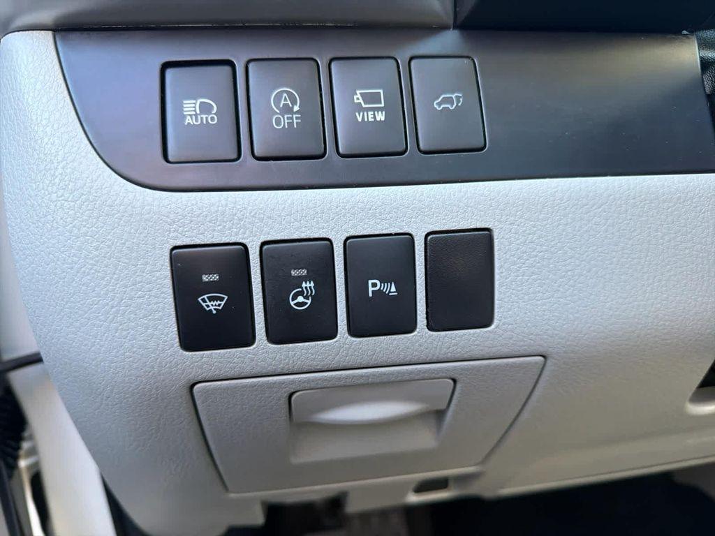used 2017 Toyota Highlander car, priced at $24,968