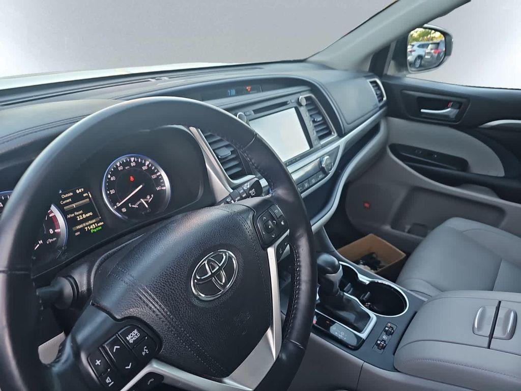 used 2017 Toyota Highlander car, priced at $24,968