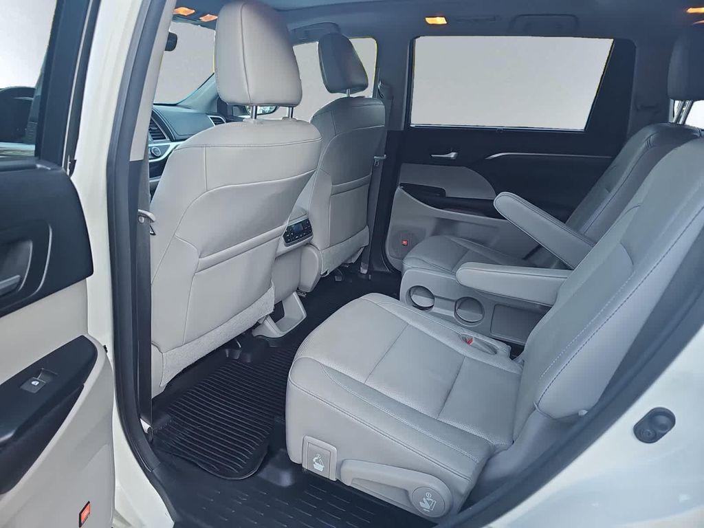 used 2017 Toyota Highlander car, priced at $24,968