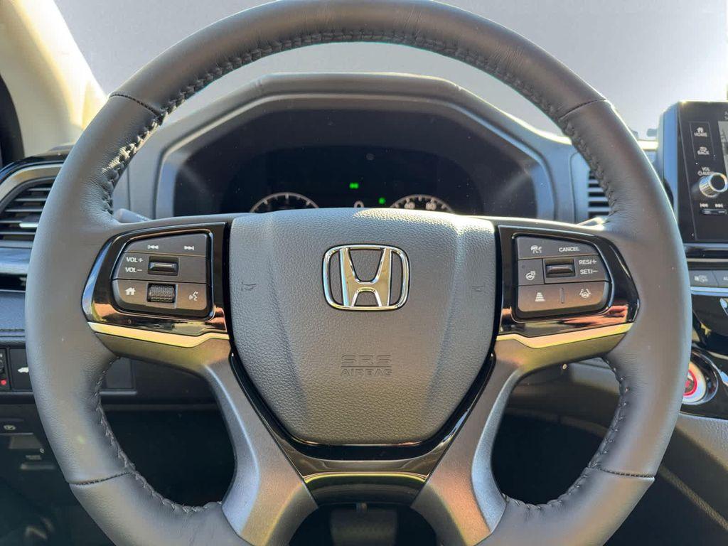 new 2026 Honda Odyssey car, priced at $53,645