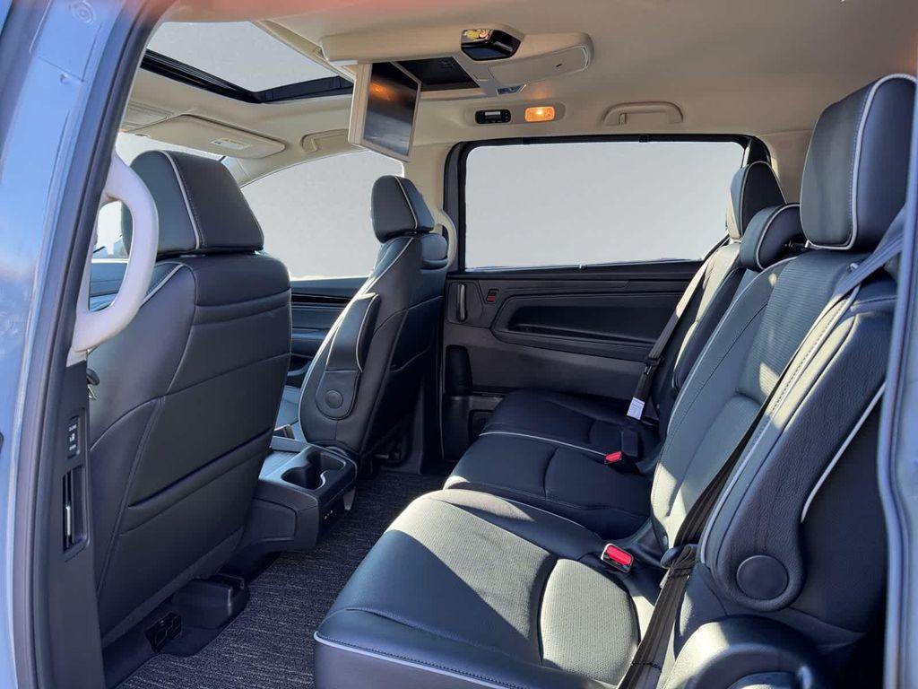 new 2026 Honda Odyssey car, priced at $53,645