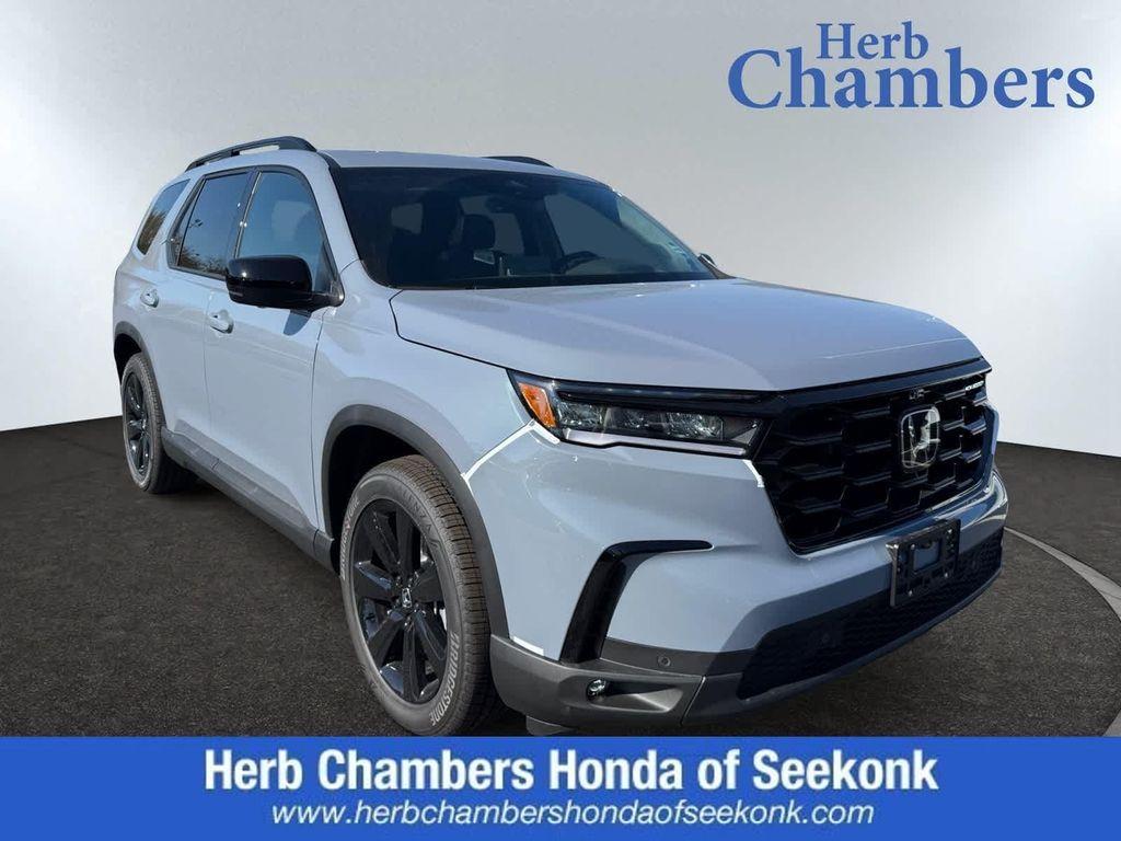 new 2025 Honda Pilot car, priced at $56,530