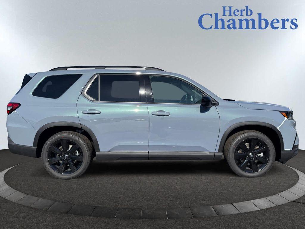 new 2025 Honda Pilot car, priced at $56,530