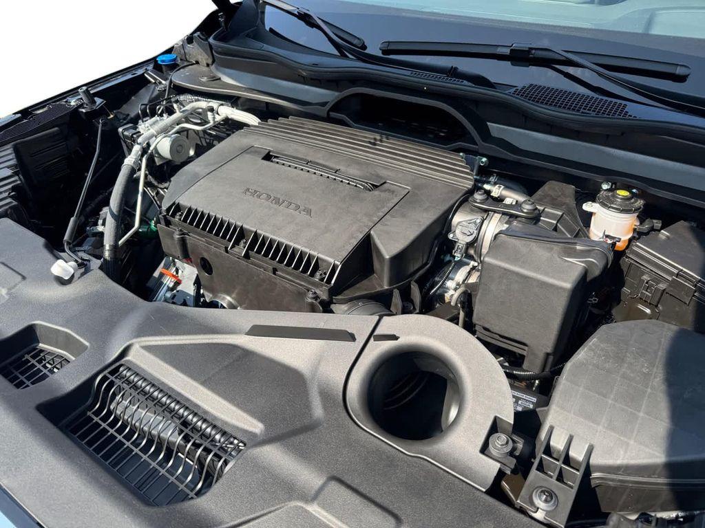 new 2025 Honda Pilot car, priced at $54,575