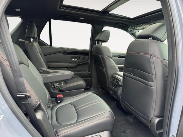 new 2025 Honda Pilot car, priced at $51,305