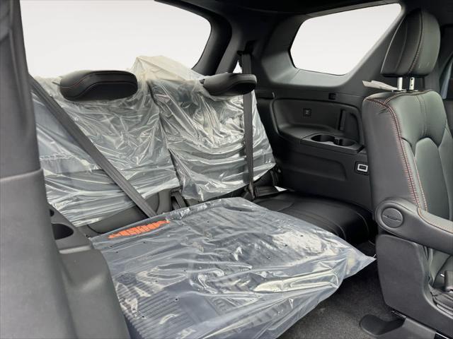 new 2025 Honda Pilot car, priced at $51,305
