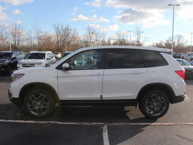 new 2025 Honda Passport car, priced at $44,250