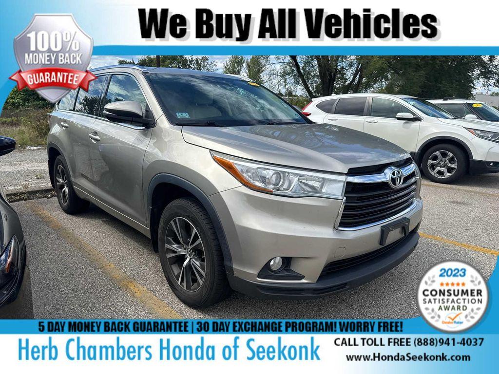 used 2016 Toyota Highlander car, priced at $18,987
