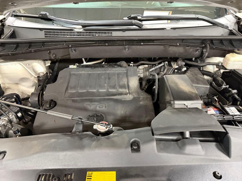 used 2016 Toyota Highlander car, priced at $17,467