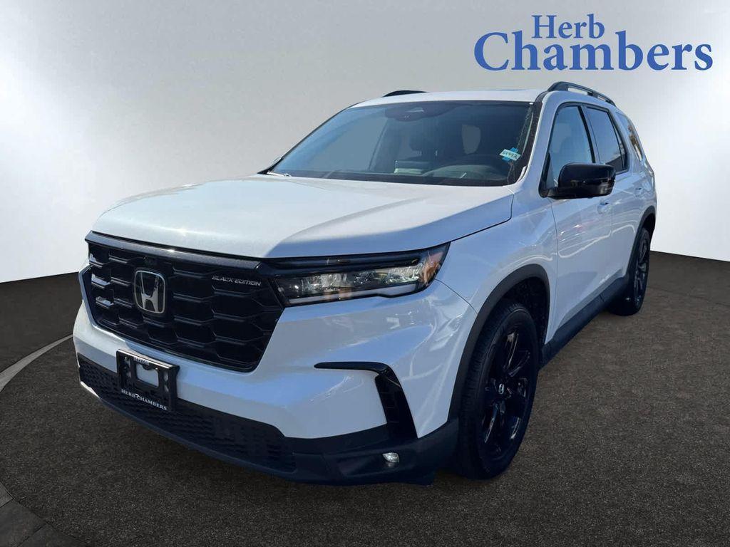 new 2025 Honda Pilot car, priced at $56,530