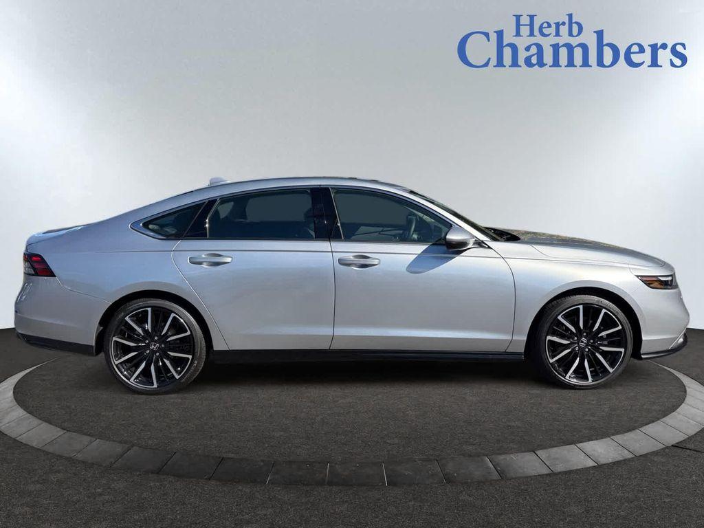 new 2025 Honda Accord Hybrid car, priced at $40,450