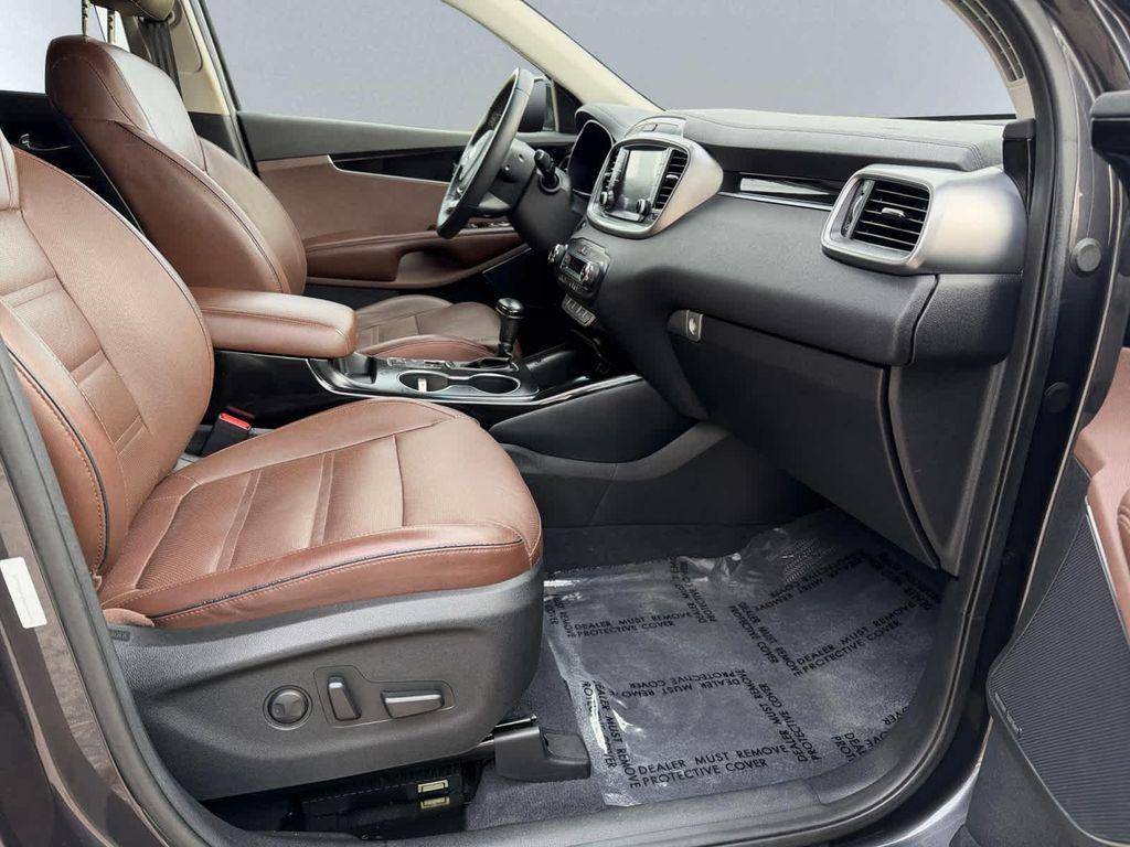 used 2019 Kia Sorento car, priced at $19,467