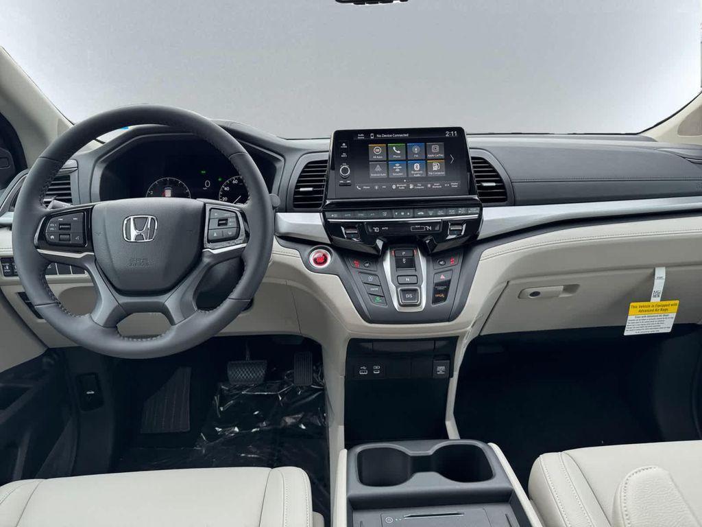 new 2026 Honda Odyssey car, priced at $44,290