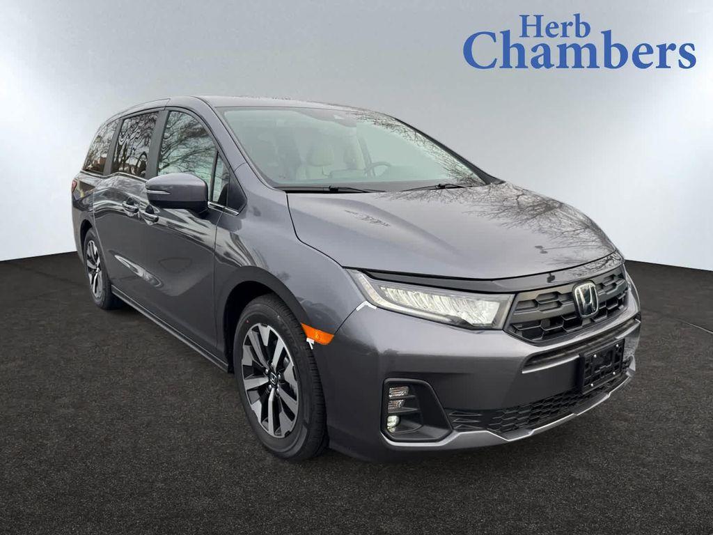 new 2026 Honda Odyssey car, priced at $44,290