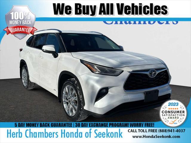 used 2022 Toyota Highlander Hybrid car, priced at $42,353