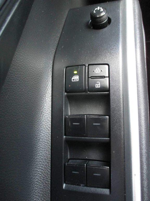 used 2021 Toyota Highlander car, priced at $32,648