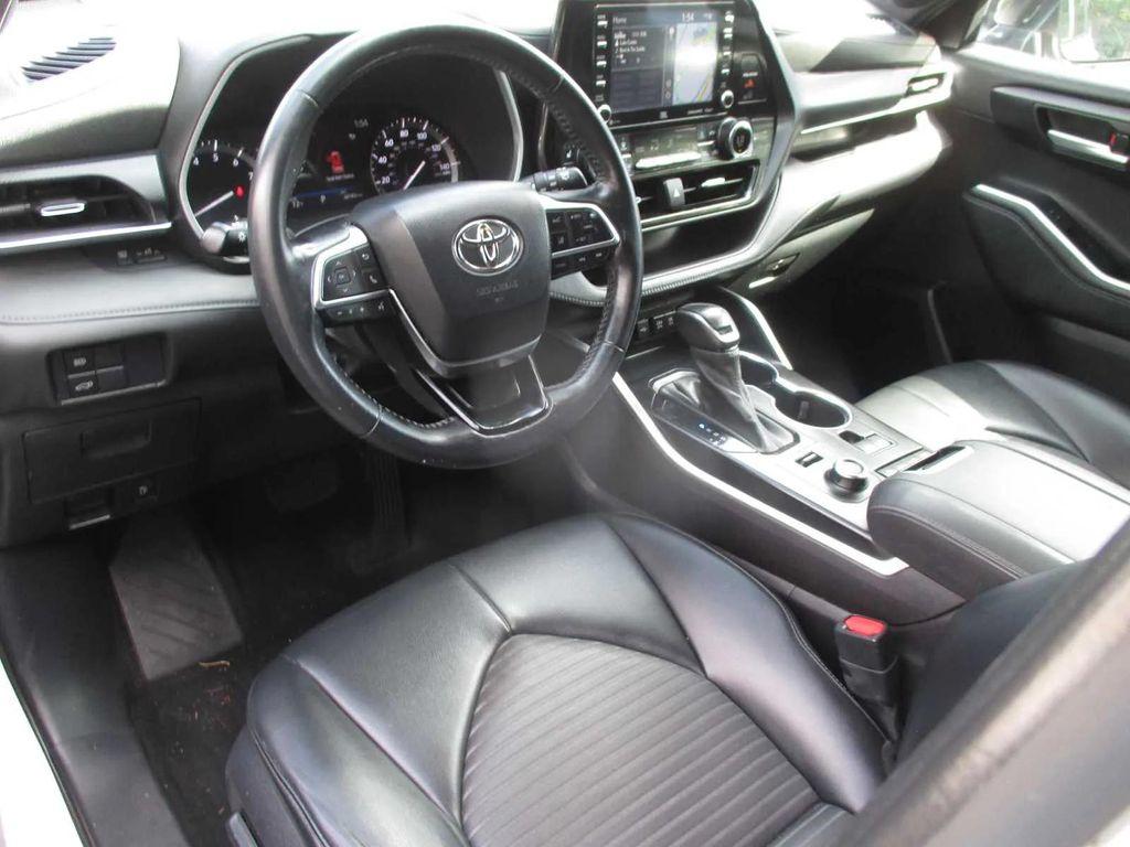 used 2021 Toyota Highlander car, priced at $32,648