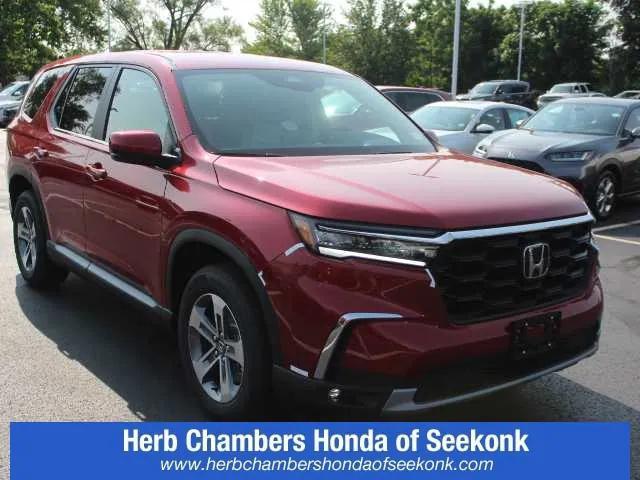new 2025 Honda Pilot car, priced at $47,505
