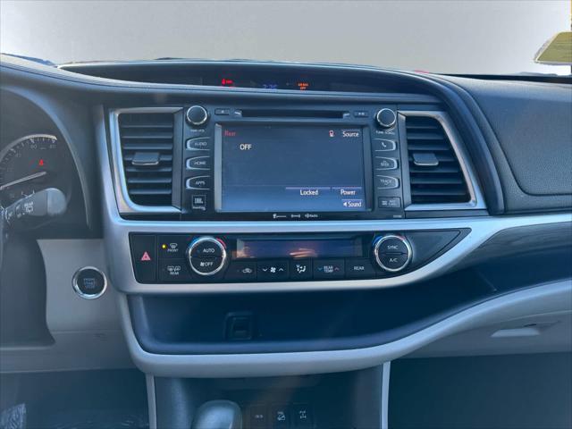 used 2018 Toyota Highlander car, priced at $20,968