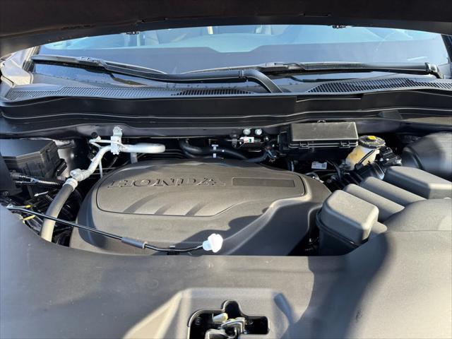 new 2025 Honda Ridgeline car, priced at $44,430