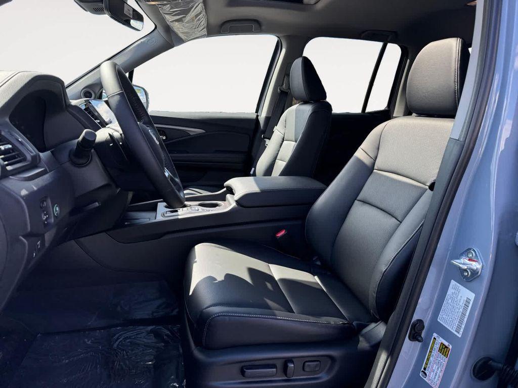 new 2025 Honda Ridgeline car, priced at $44,885