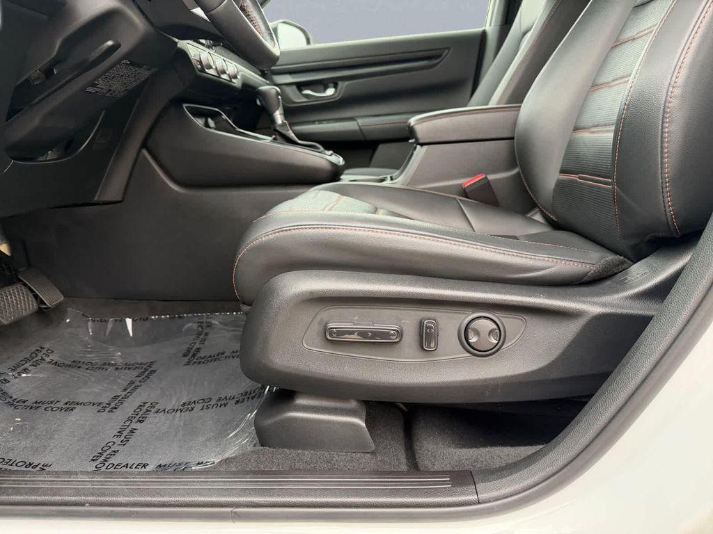 used 2024 Honda CR-V Hybrid car, priced at $35,987