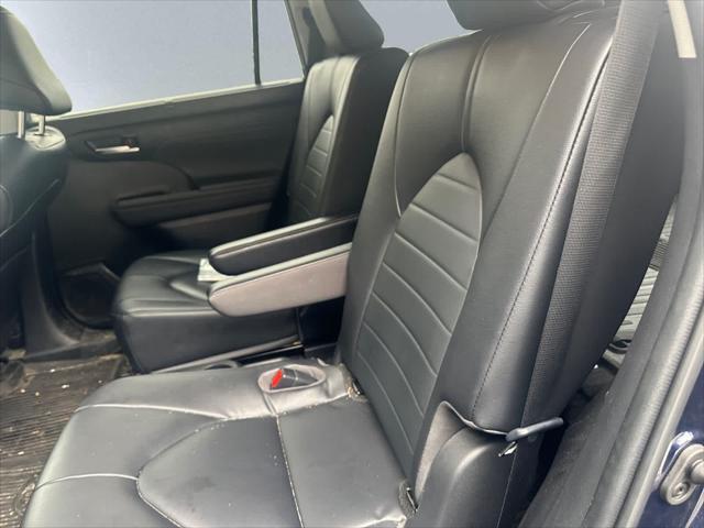 used 2023 Toyota Highlander car, priced at $38,968