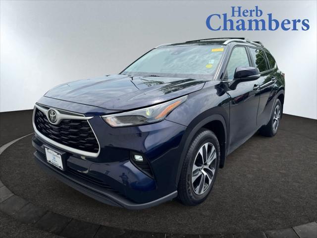 used 2023 Toyota Highlander car, priced at $37,968