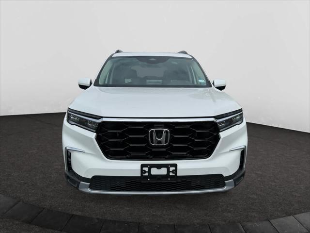 new 2025 Honda Pilot car, priced at $51,505