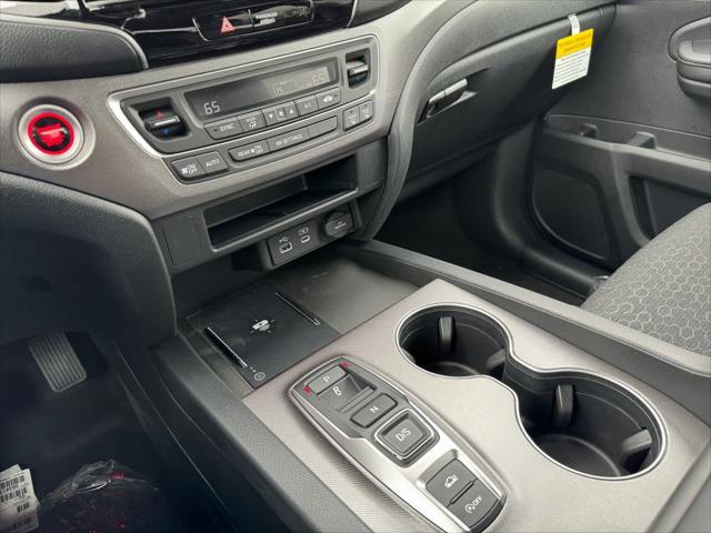 new 2025 Honda Ridgeline car, priced at $42,055