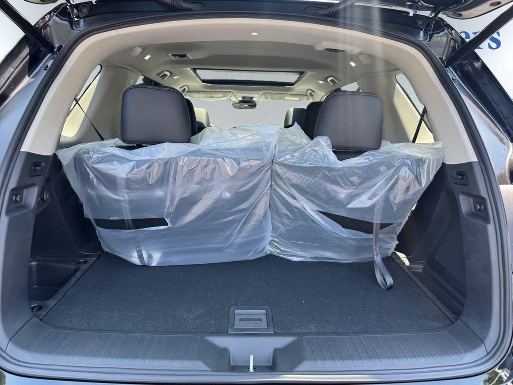 new 2025 Honda Pilot car, priced at $53,940